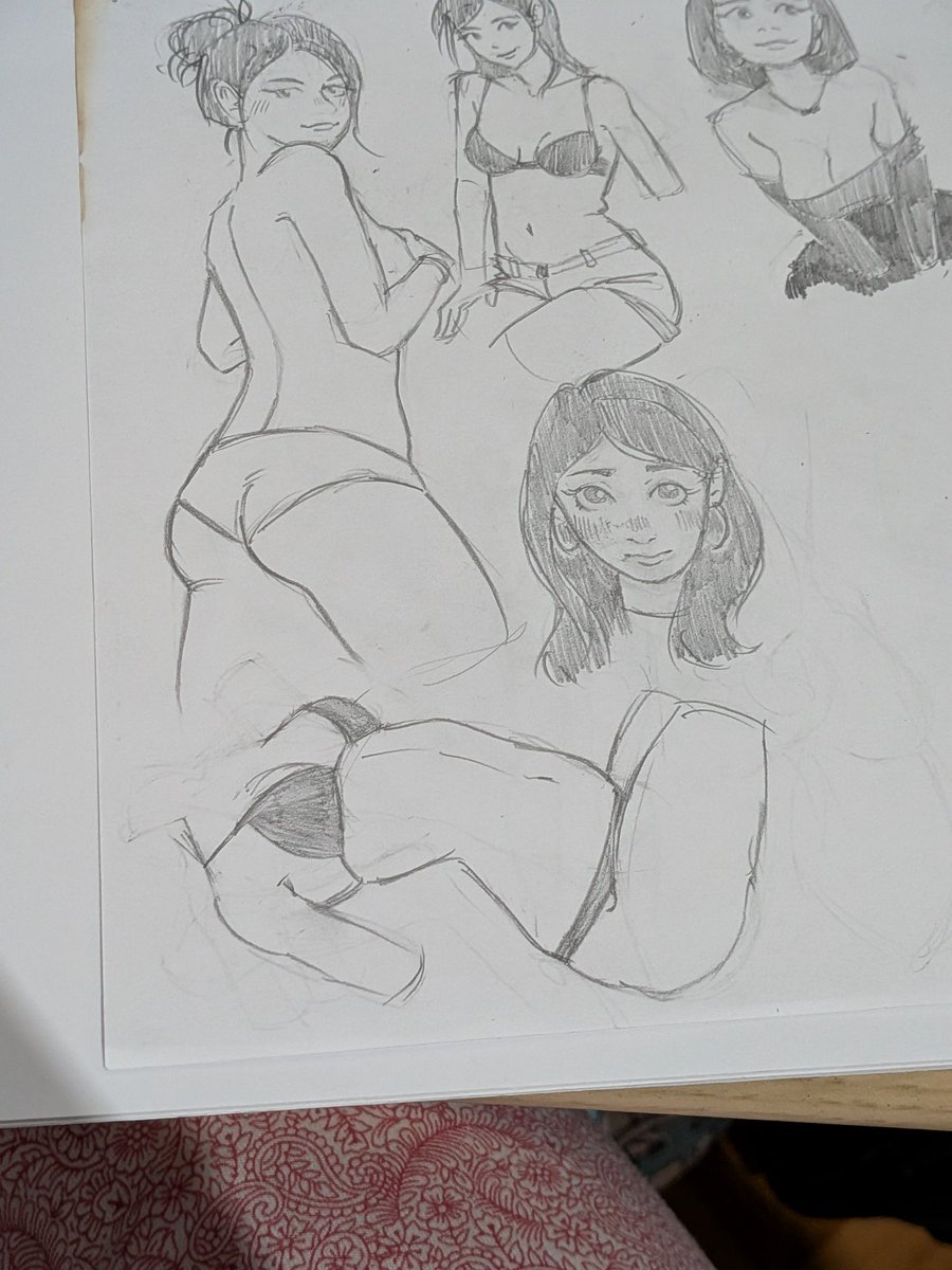fumiipo's tweet photo. #drawing #study https://t.co/m9LlZu1diS