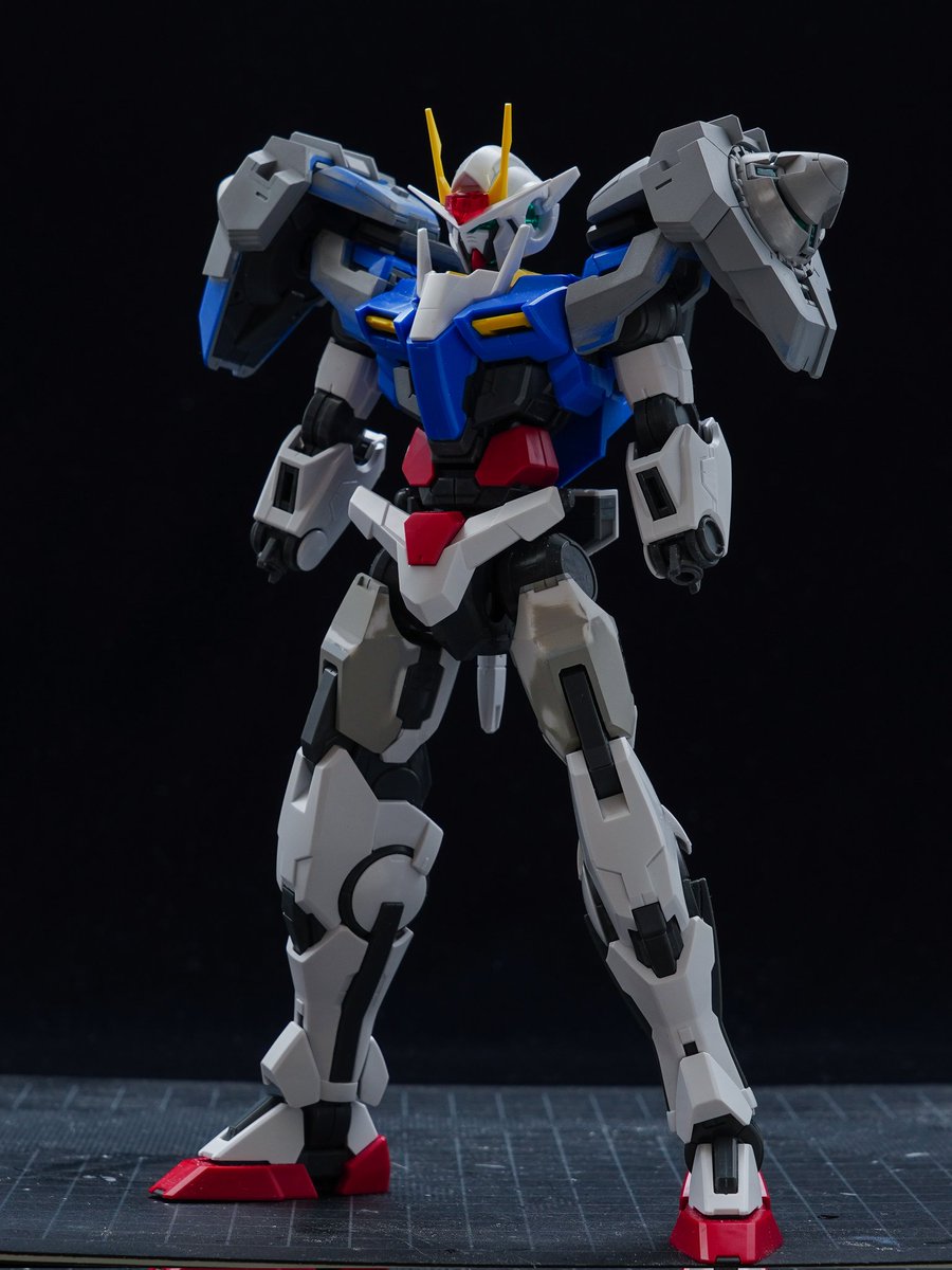 KN_MR's tweet image. MGダブルオーライザー
とりあえず現在の進捗、なんだかんだで頭身は変わらず、設定画に寄せるのが目標じゃないからいいんだけど。で、気が付いた。サイドアーマー、無いほうがスッキリしてる。とは言え無しにはしないので小型化してみよう。
#NIPCOM 
#INTERSTELLAR_00