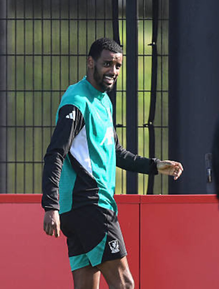 Memecastle United tweet media