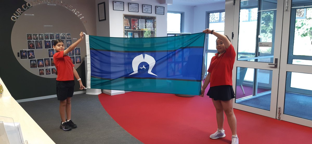 MonmiaPS tweet media