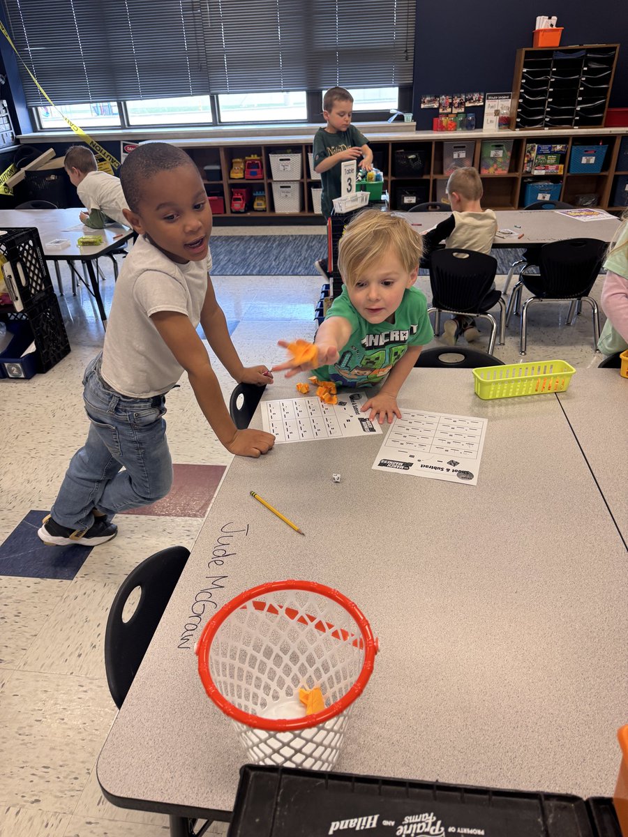 Mrs. Kollack tweet media