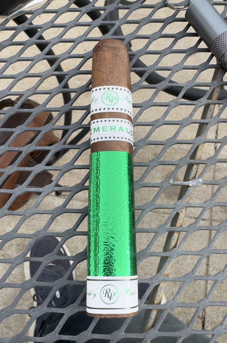 JG ™️ tweet media