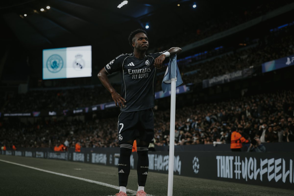 emily ⋆ tweet media