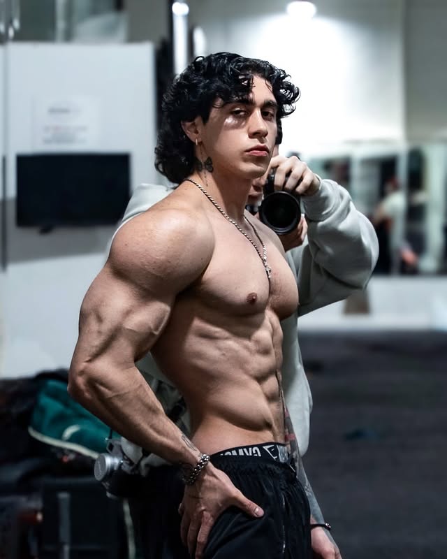 ᅠᅠ𝐀𝐋𝐏𝐇, 𝒚𝒐𝒖𝒓 𝒔𝒍𝒖𝒕 𝒄𝒐𝒂𝒄𝒉. tweet media