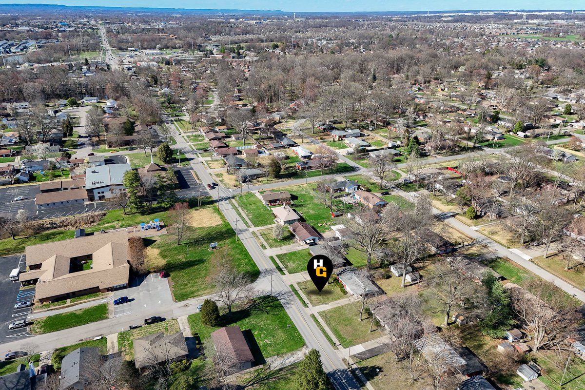 HarrittGroup's tweet photo. New! Oak Park Ranch Home | Jeffersonville Online Auction https://t.co/0yl6T8j35Z https://t.co/x1BlPyhu2i