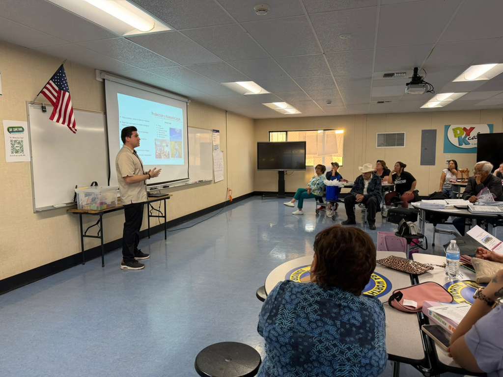 Consulado de México en Caléxico tweet media
