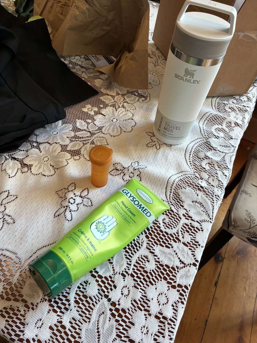 KodeyKC's tweet photo. Be careful ordering from Stanley. 

I ordered direct from the company, and whatever man packaged this sent me his half used hand cream and a pill bottle full of splooge. 

I’m disgusted. This came from the Brampton warehouse in Ontario. https://t.co/iA4NgYvJb7