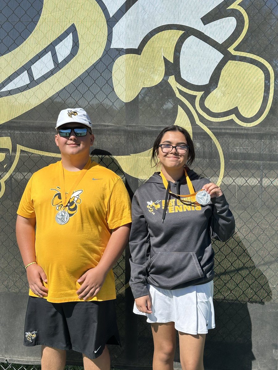 EC Hornet Tennis tweet media