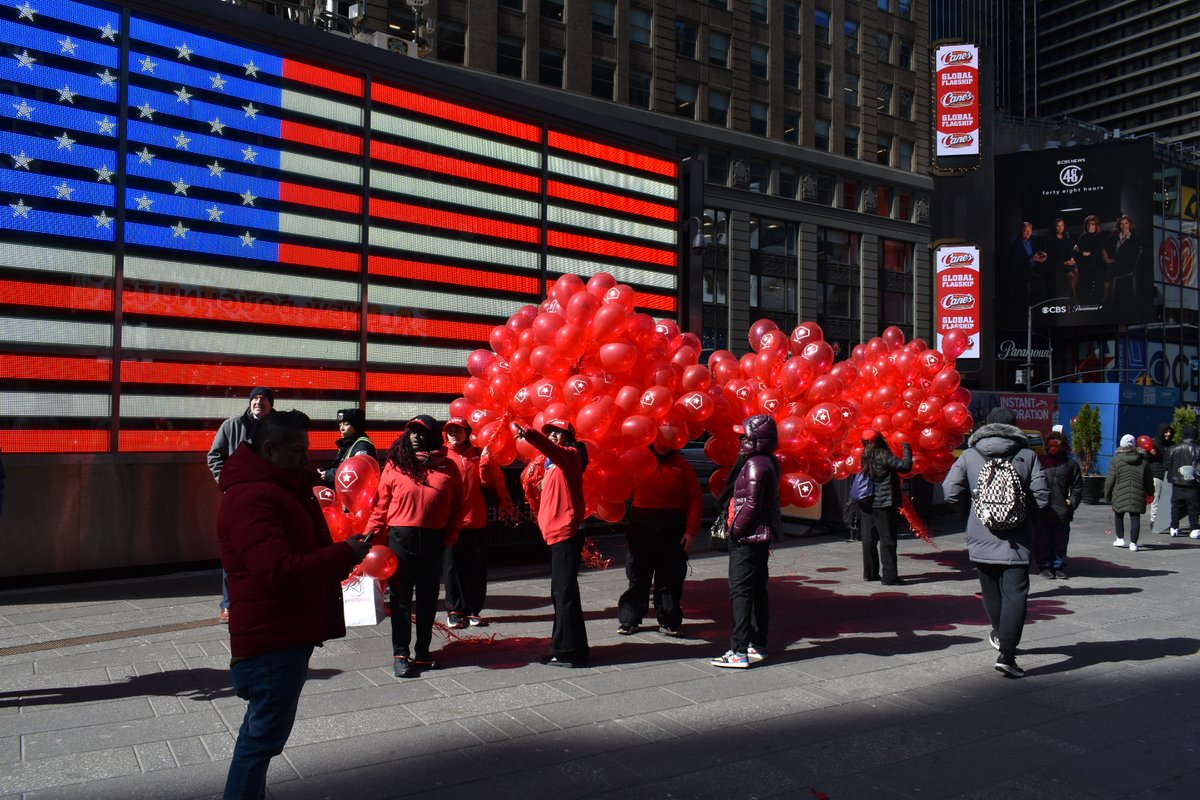 Genzio Media tweet media