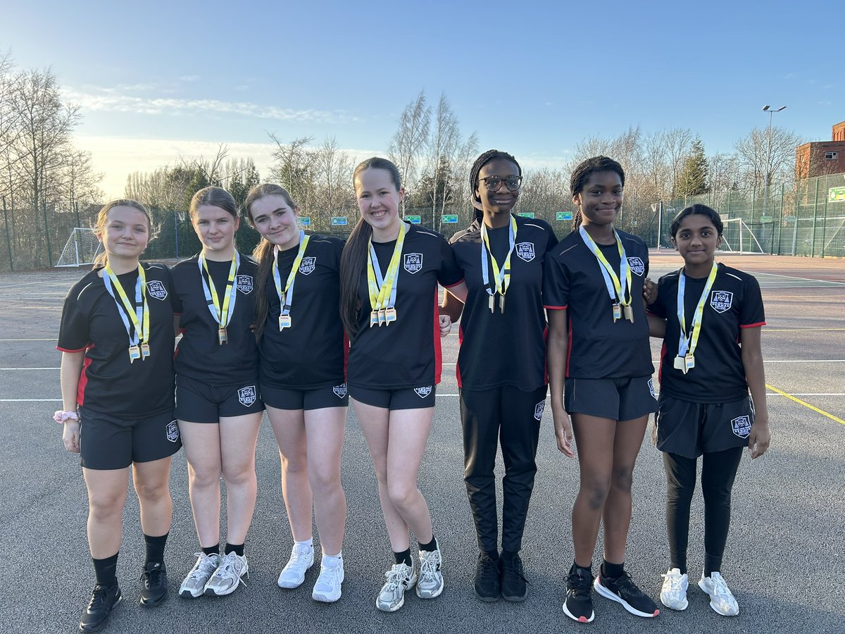 PE_NewmanRC's tweet image. What a fabulous end to a very successful first season for our Year 8C team! 
League Runners Up 🥈
Tournament winners 🥇🏆
Ivy - player of the tournament! 👏
We are so proud of you girls! #teamnewman @NewmanRCCollege