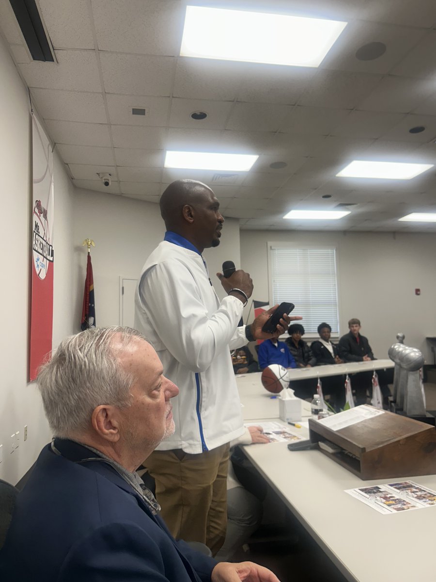 Mitchell Williams tweet media