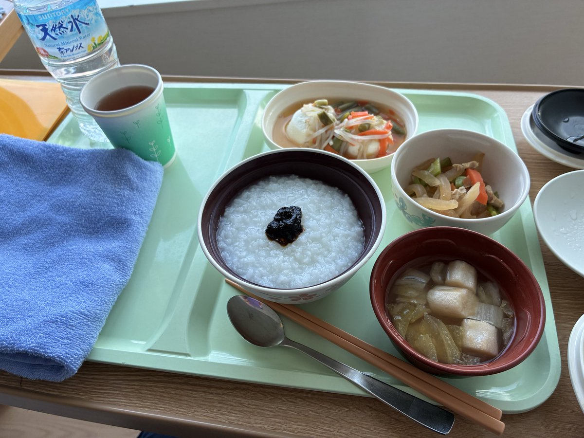 もんも tweet media