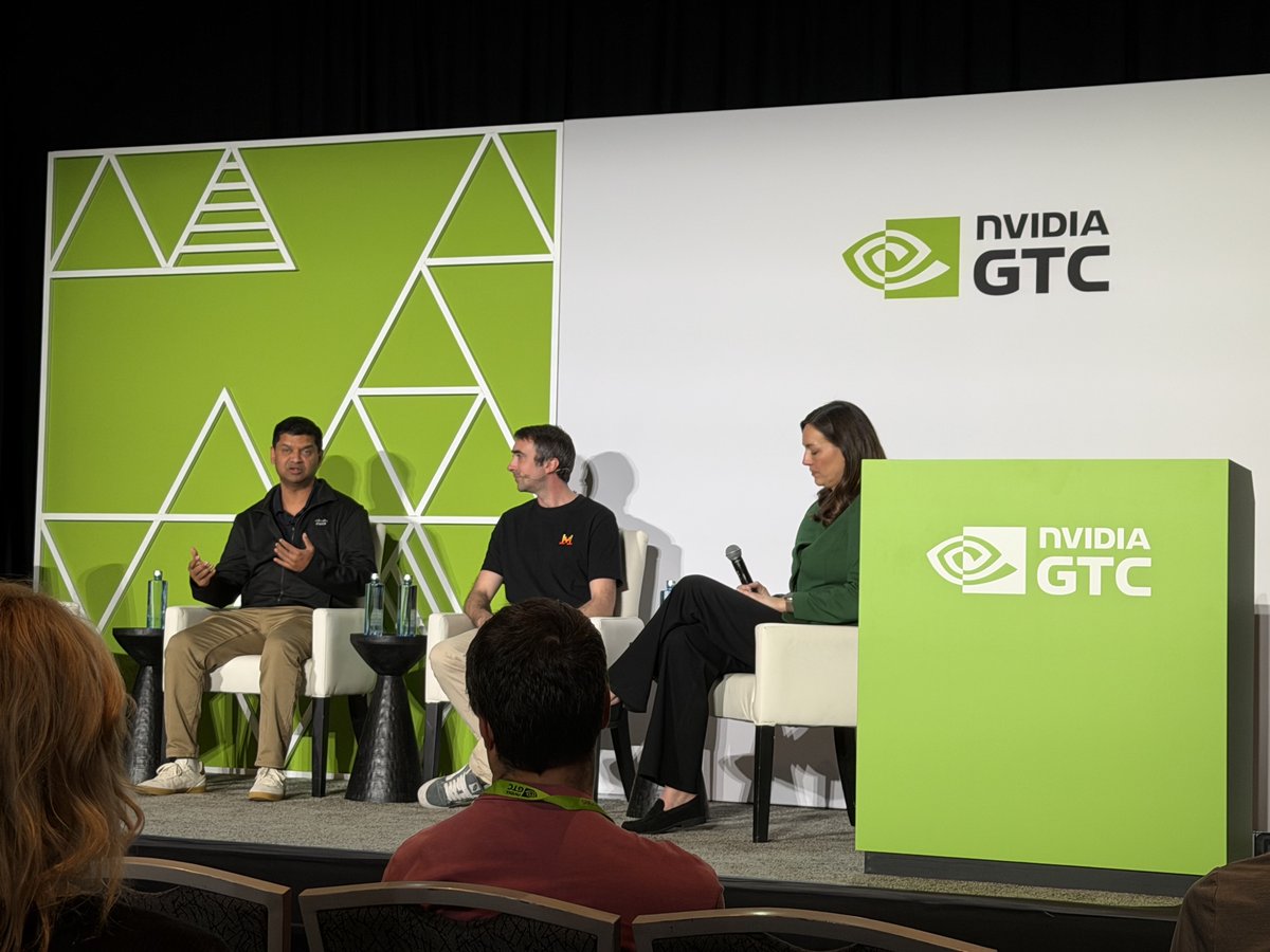 Mistral AI for Developers tweet media