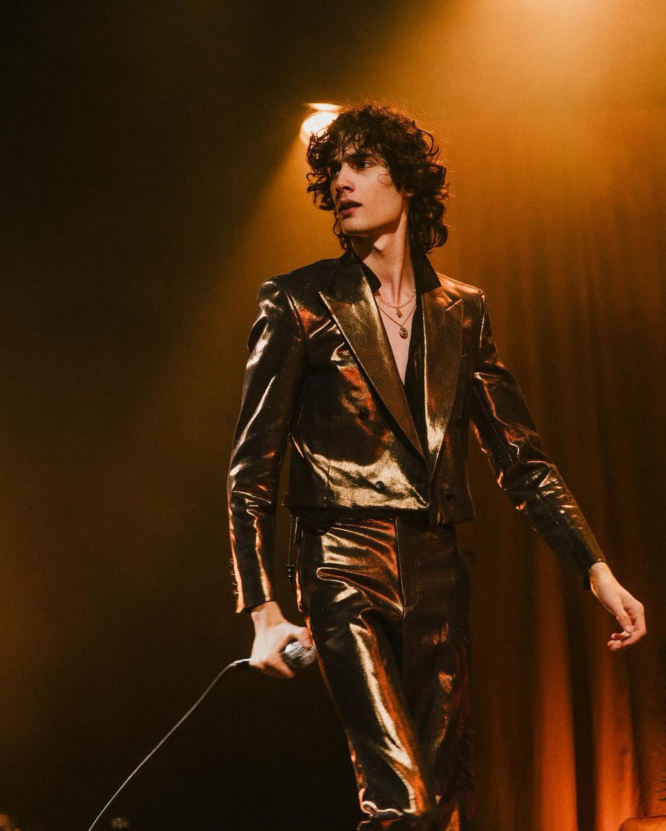 Sombr Access tweet media