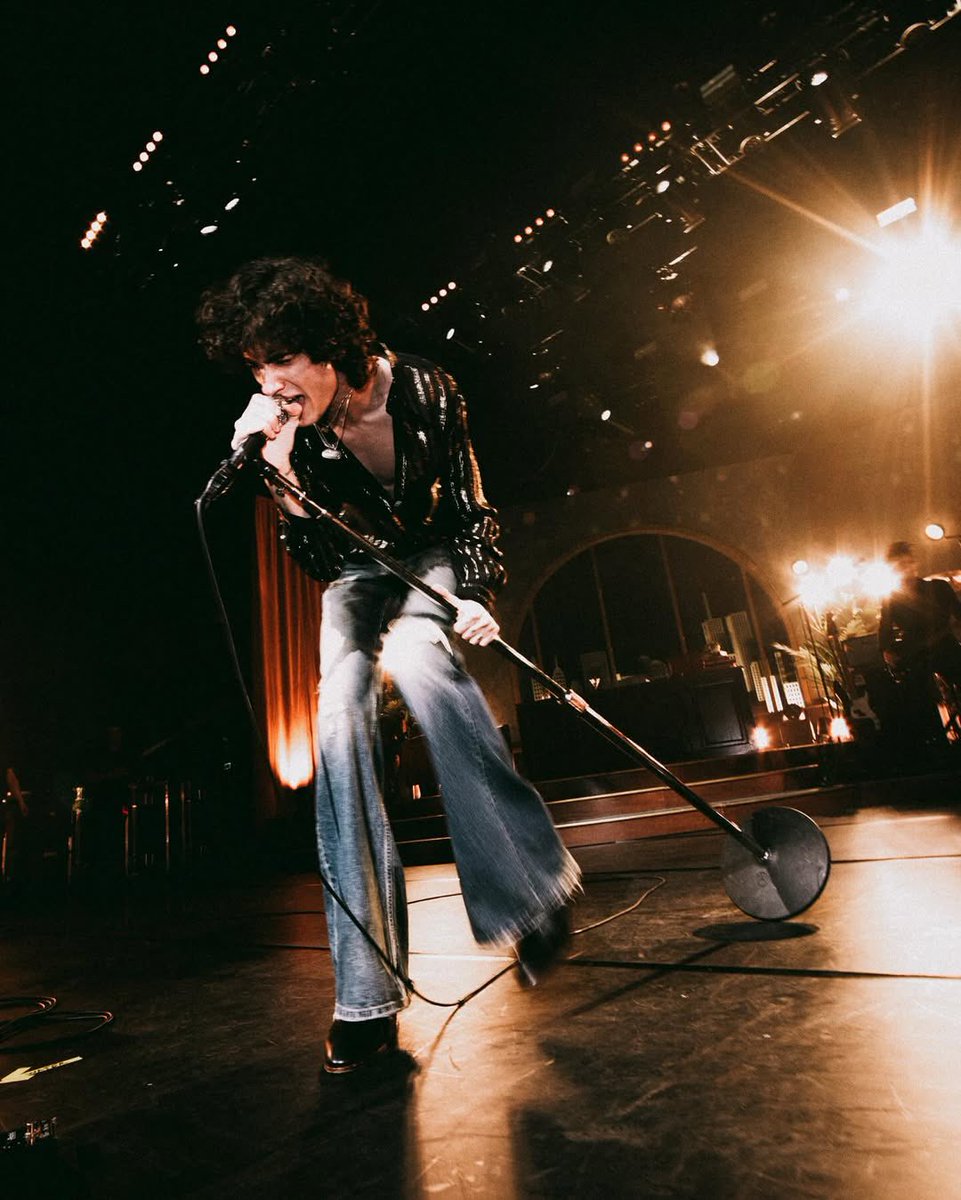 Sombr Access tweet media