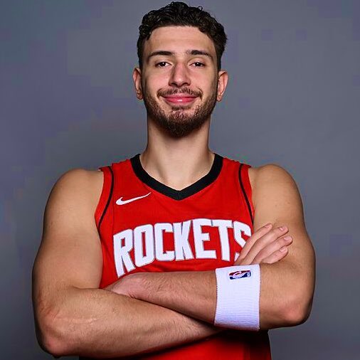 LakeShowYo tweet media