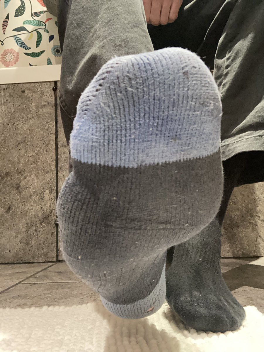 _Alpha_Sam_'s tweet photo. If only you could smell these size 12 feet right now 😷👃🏻🦶🏻

#footfetish #cashmaster #paypig #findom #socks https://t.co/wzBjaYCMkH