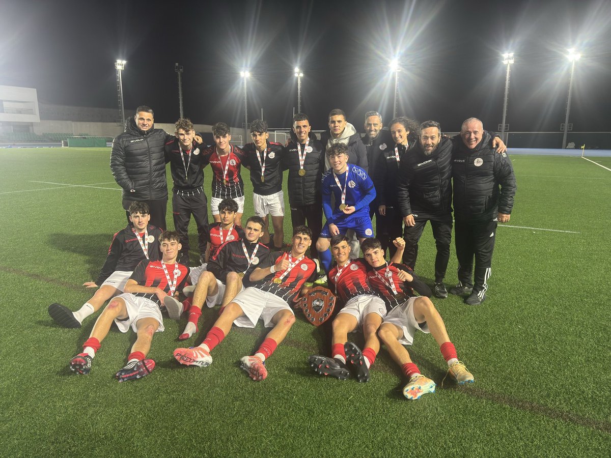 Lincoln Academy tweet media