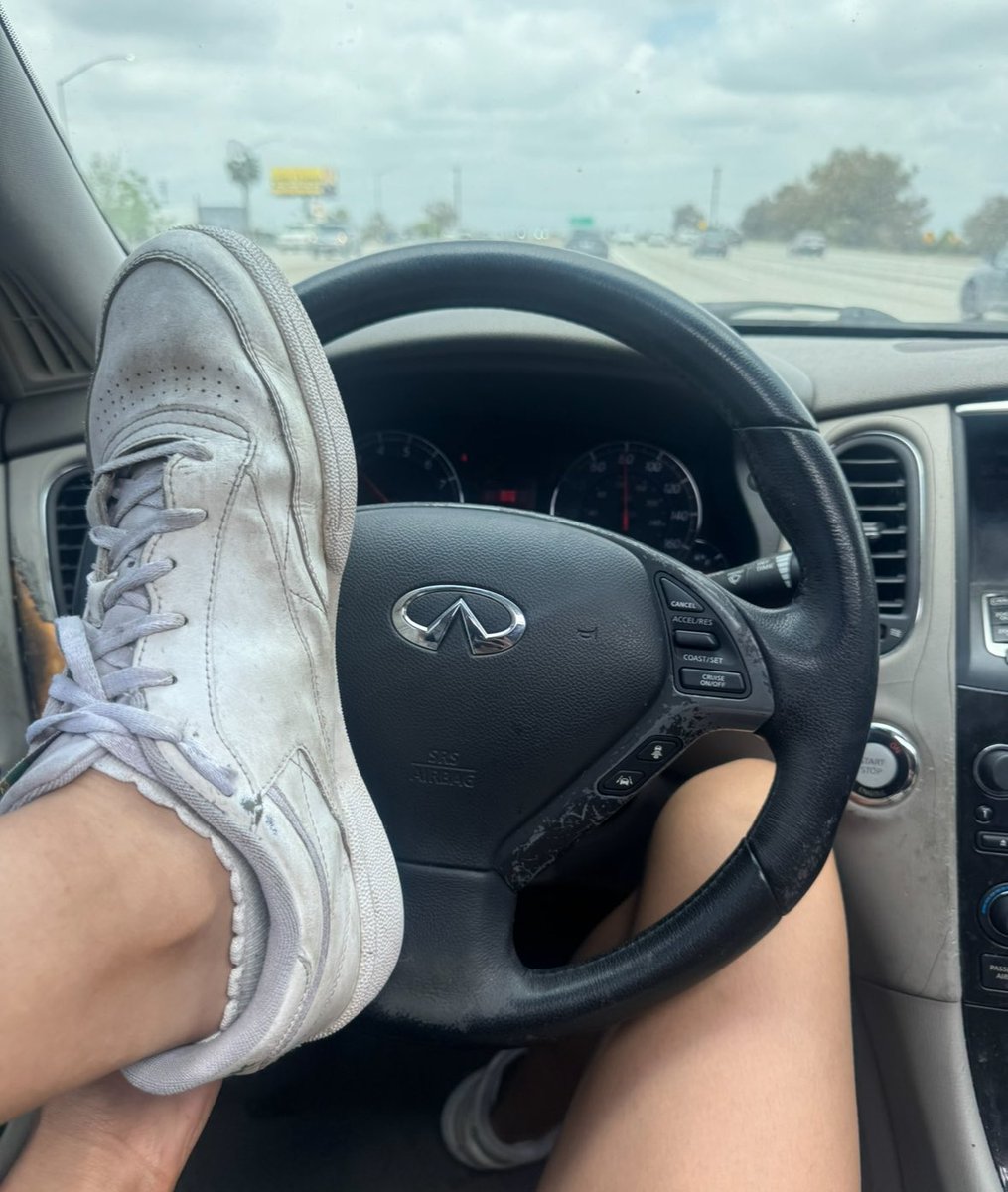 Amanda☀️ tweet media