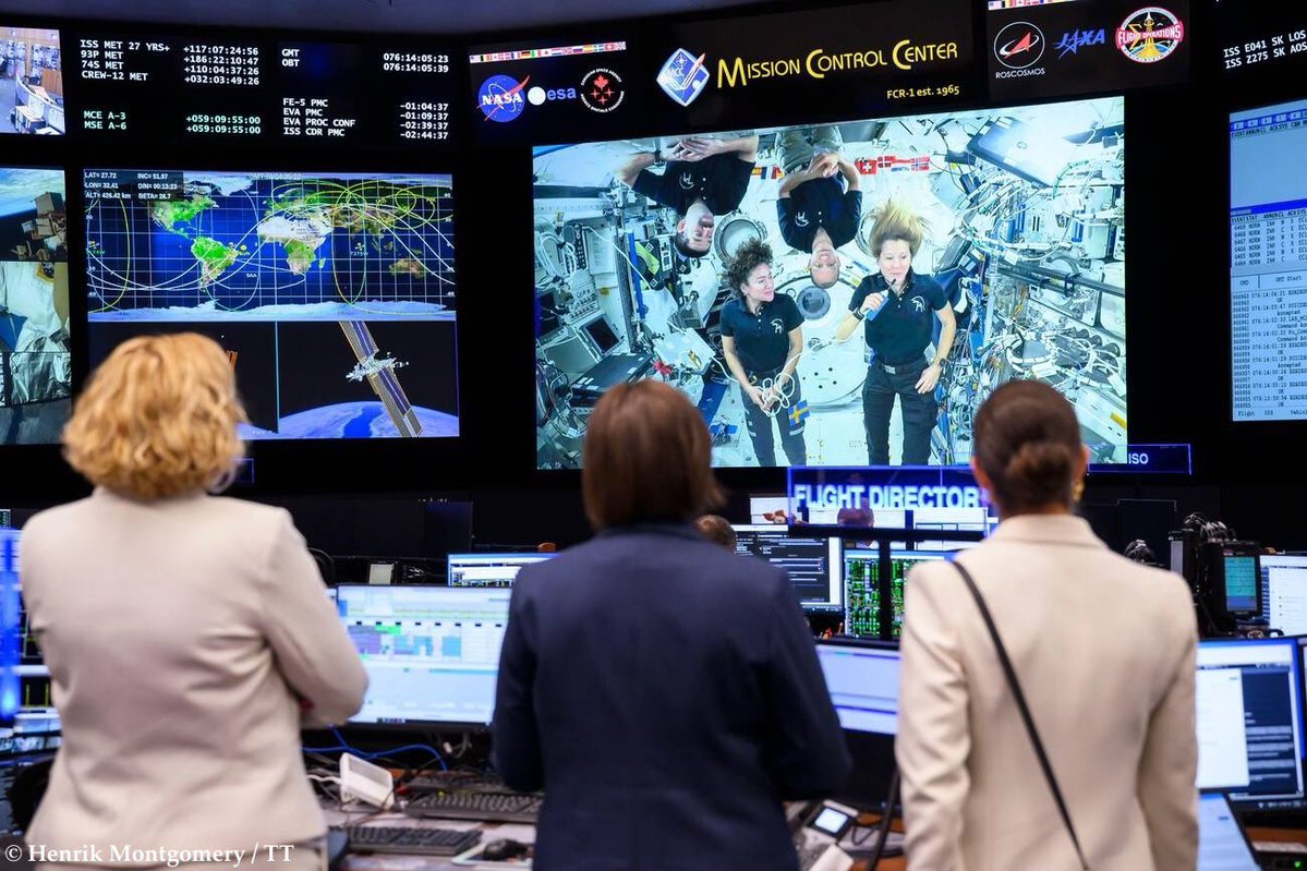 Imperial Material ♚ tweet media