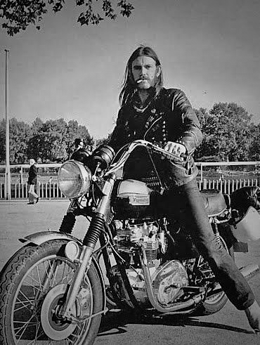 Blue Cheroot tweet media