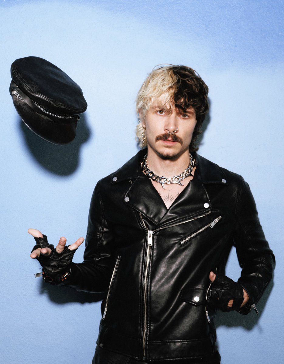 ZEE MACHINE tweet media