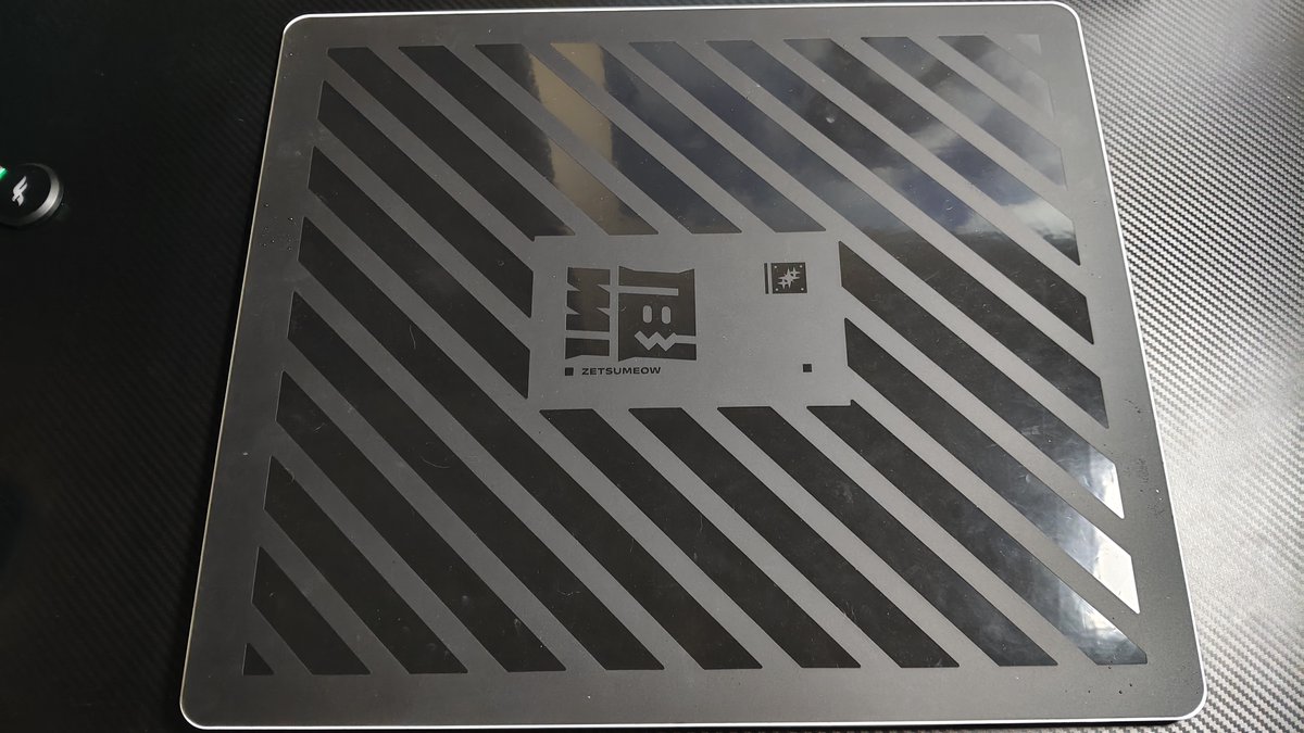 Pikapikacolala tweet media