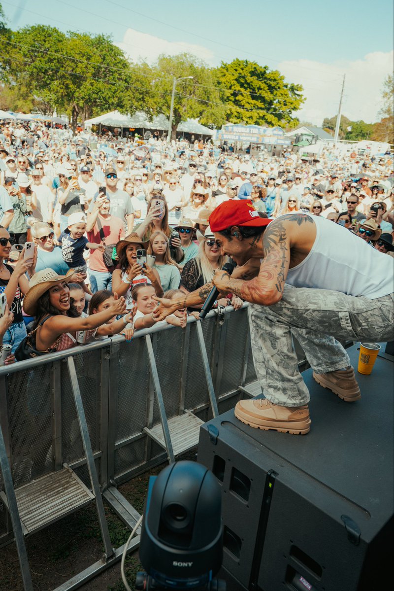 Niko Moon tweet media