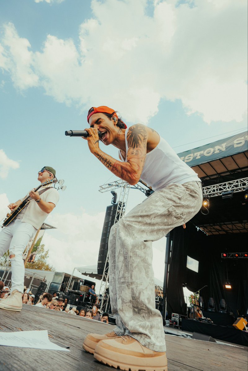 Niko Moon tweet media