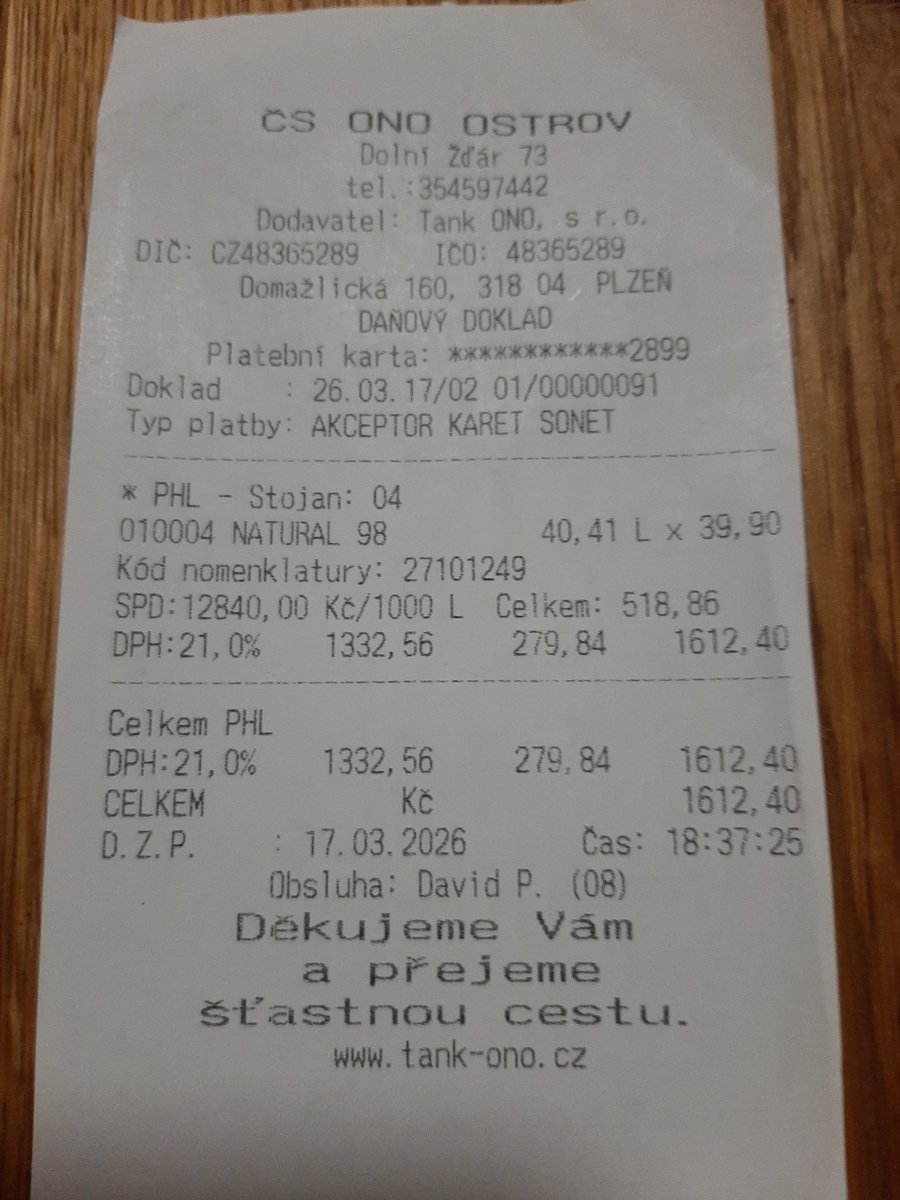 IgorHAdamovic's tweet photo. Babišova drahota! Litr benzínu během týdne o 5 korun dražší, kdo to kdy viděl? Vláda to musí zastavit. Stačí zrušit DPH a spotřební daň na pohonné hmoty a zastropovat benzín aspoň na 35 Kč! @AndrejBabis udělej konečně něco pro našilidi! https://t.co/lcfFOPBGwv