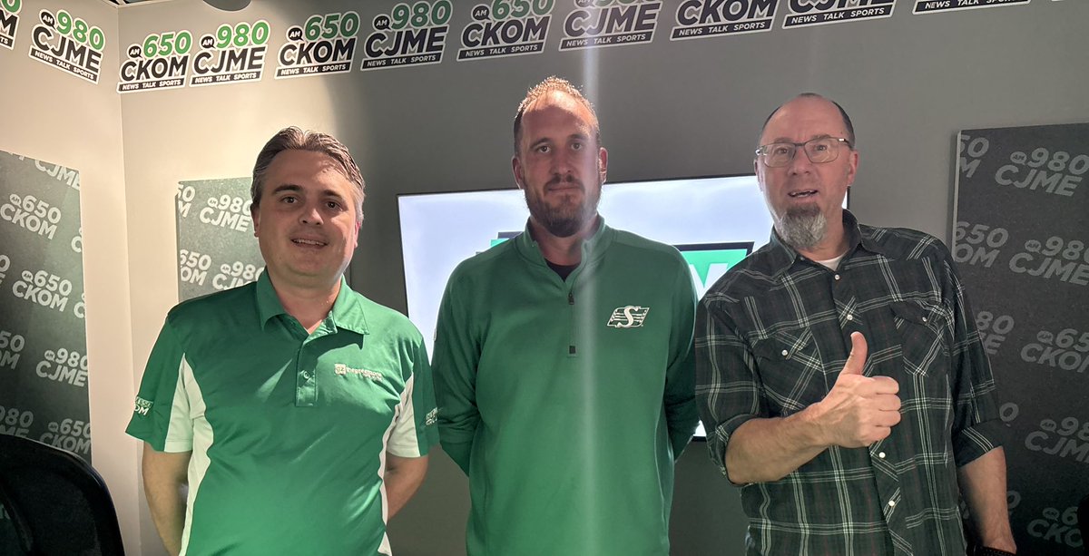 GreenZoneSK's tweet image. A massive thank you to Craig Reynolds of the @sskroughriders for joining us in studio today! Football season is right around the corner! #Riders #GreenZone #CFL