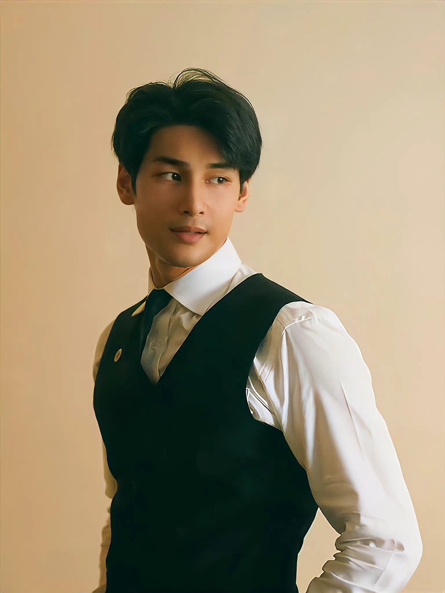 celinacalathea's tweet photo. He's just too pretty https://t.co/usBdSjkYB9
