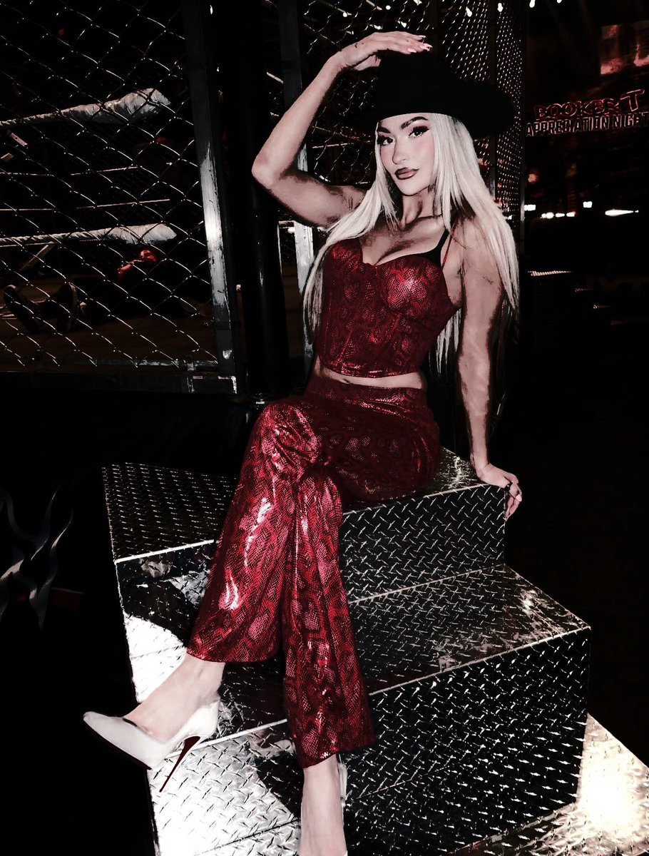 𝐈𝐓 𝐈𝐙 𝐖𝐇𝐀𝐓 𝐈𝐓 𝐈𝐙 . tweet media