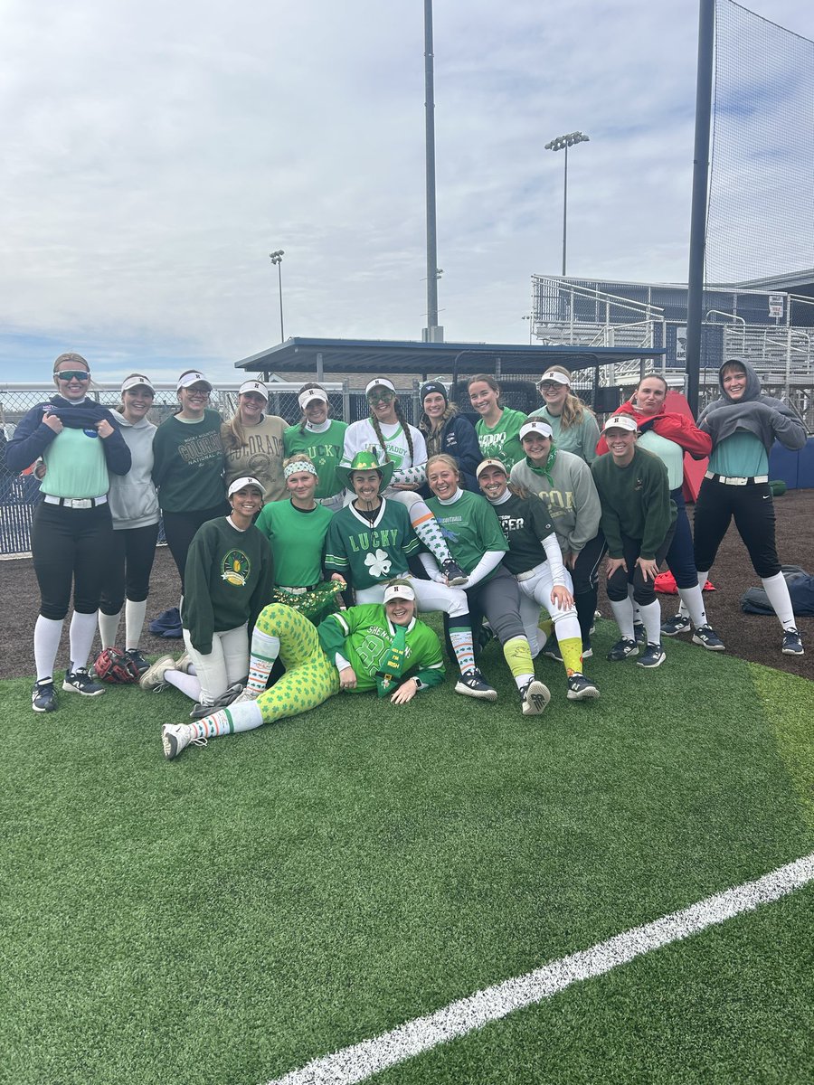 HUTCH SOFTBALL tweet media