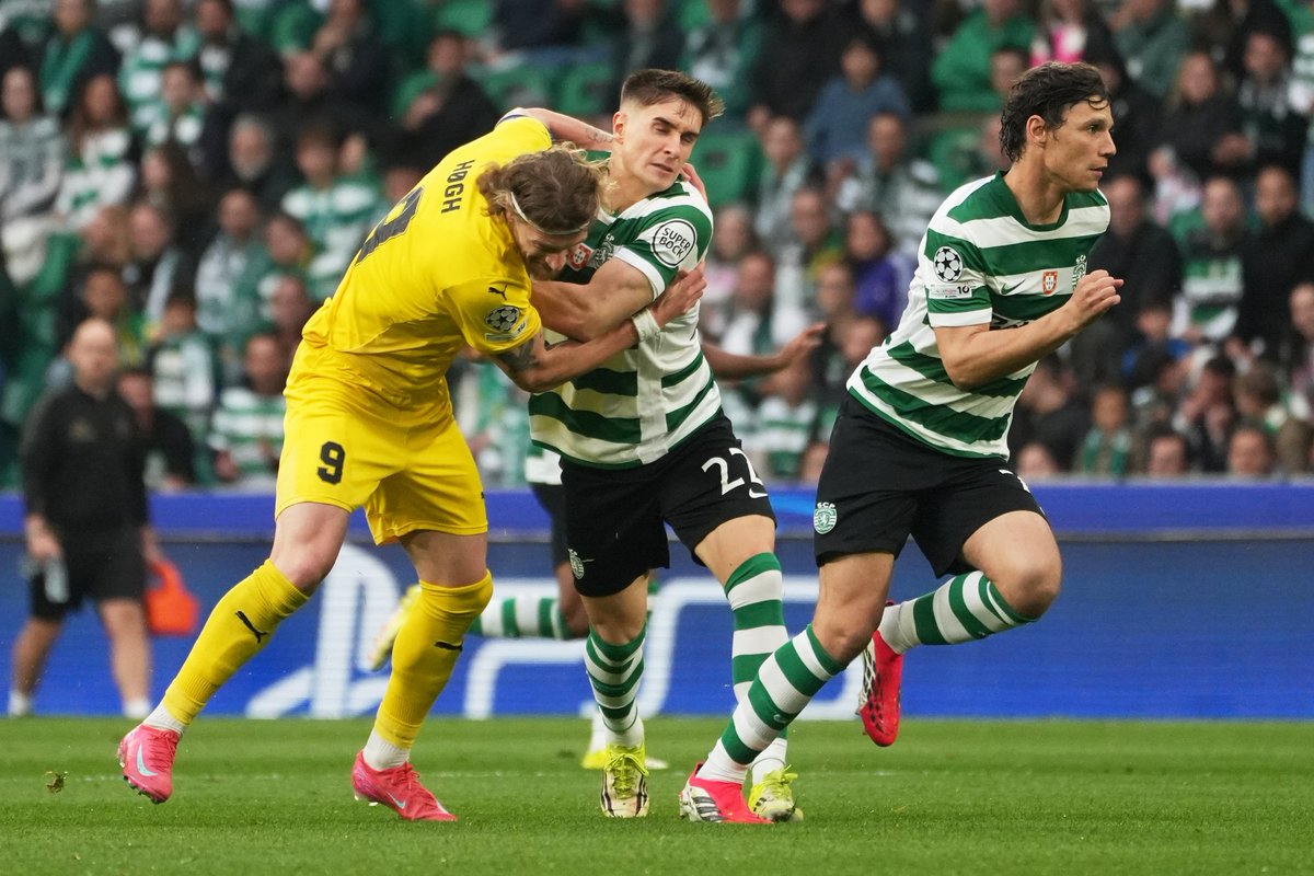 bancadadeleao's tweet photo. Fresneda foi o jogador que correu mais esta noite...16,94 km!

#SportingCP
Foto: Ana Brigida https://t.co/rfmIzFYPBz
