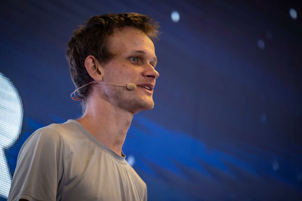 MerlijnTrader's tweet photo. INSIGHTS:

Vitalik just proposed merging Ethereum's consensus and execution layers.

Consensus and execution layers. Merged into one. Running a node just got dramatically easier.

More nodes. More decentralization. Stronger network. This is how Ethereum scales without compromising security.

The upgrade nobody is talking about. 
But everyone will feel.