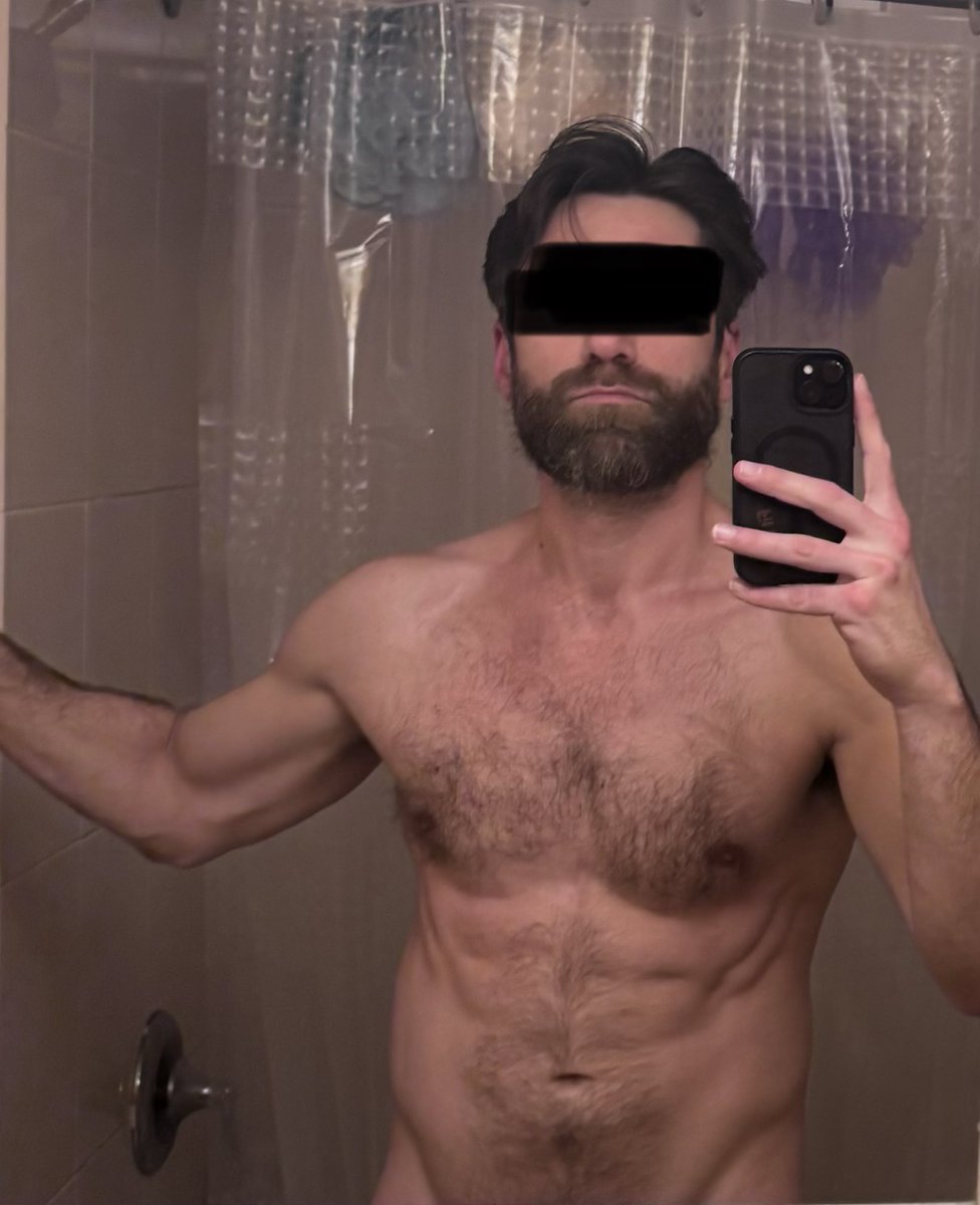 masterdaddyjake's tweet photo. Shower fresh, domination eternal. Tribute now. #findom #paypig #cashmaster https://t.co/y3x2doFnqT