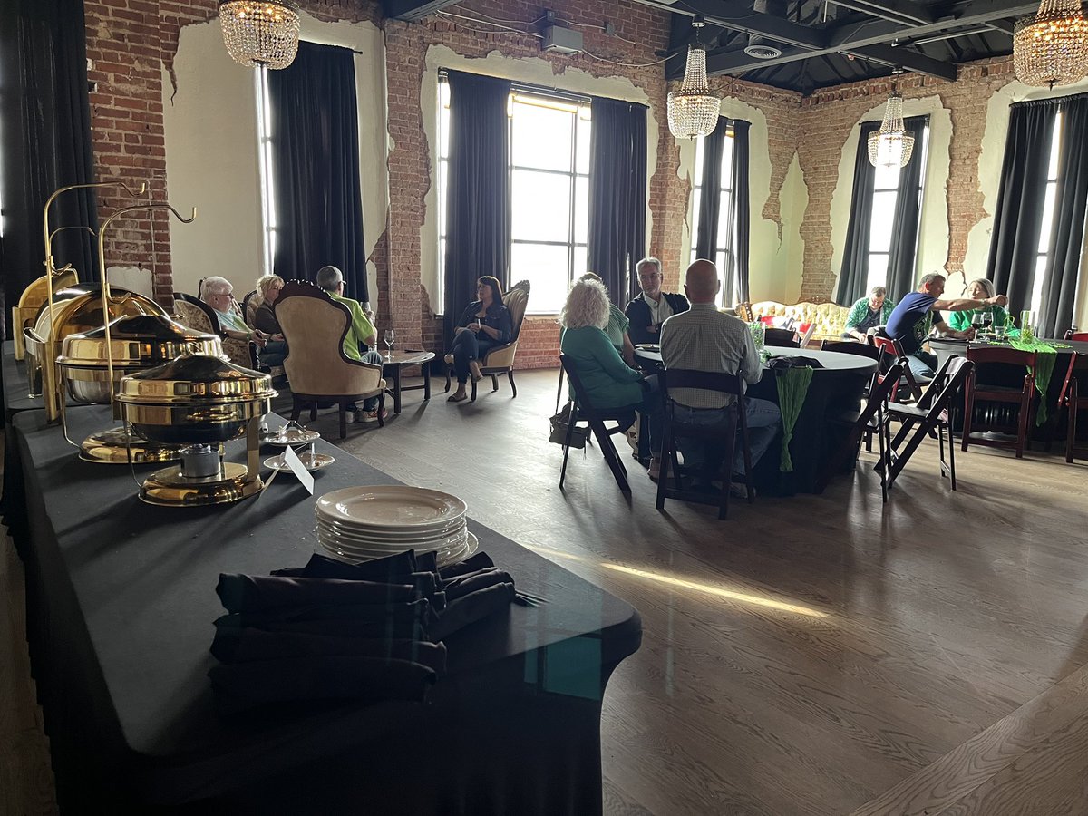 Z-104.5 The Edge tweet media