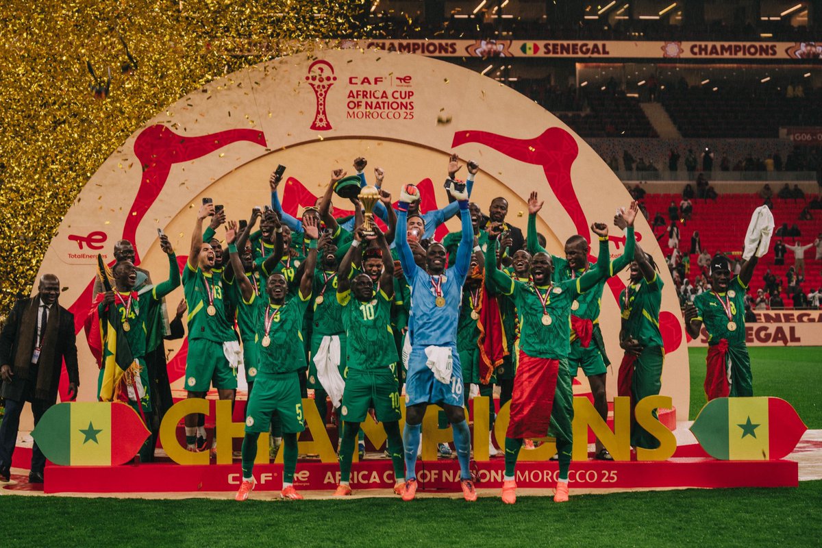BaAssane62966's tweet photo. @ActuFootAfrique @CAF_Online Champion d’Afrique ⭐️⭐️🤫🤫 https://t.co/eVcQ82HN8v