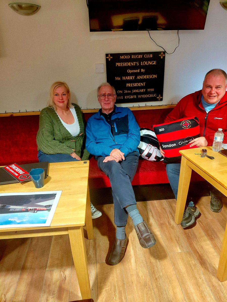 Faye Davies tweet media