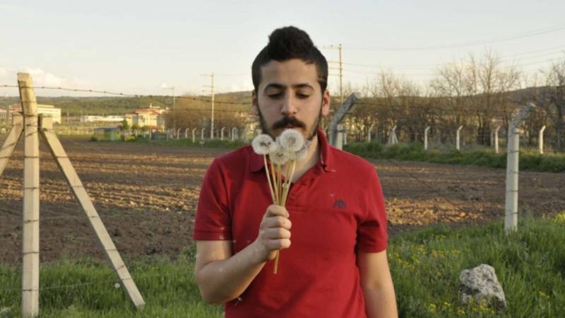 sıyrılıp gelen tweet media