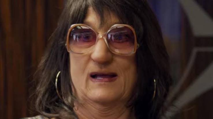 thinking about steven soderbergh’s movie about the panama papers where he cast meryl streep as a panamanian woman with a very thick accent who looks like this