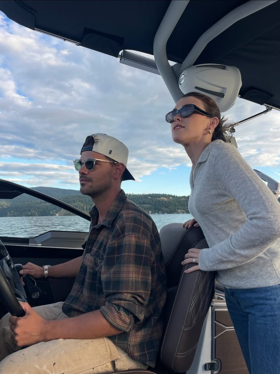 TLautnerBRsite's tweet photo. 📲| Taylor Lautner via Instagram Feed https://t.co/BgLh5sEemj