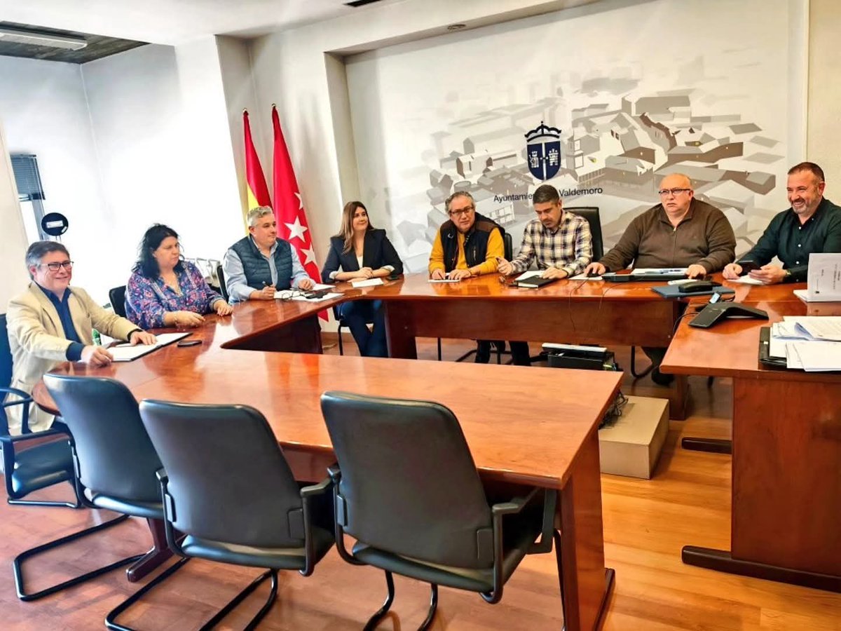 Compromiso, trabajo en equipo y hechos.
Seguimos impulsando proyectos para recuperar Valdemoro y mejorar el día a día de nuestros vecinos.
Valdemoro avanza.
#Valdemoro #TrabajoEnEquipo #Seguimos #Gestión