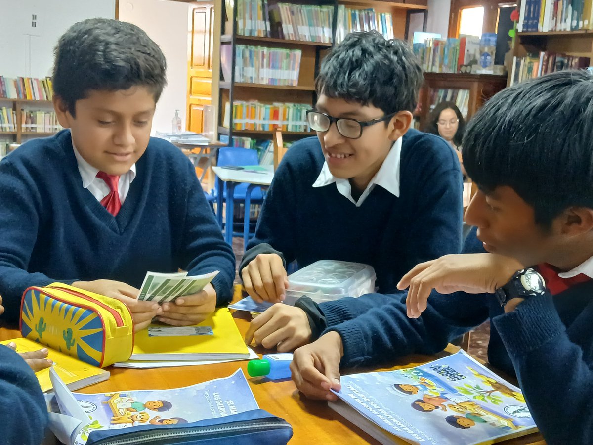 Banco de Guatemala tweet media