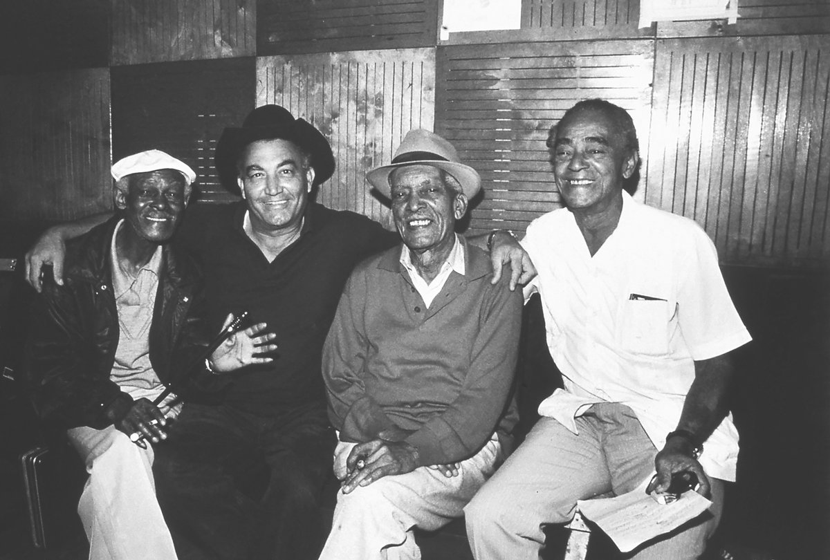 K Δ Δ T tweet media