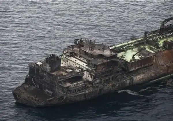 eldiario_net's tweet image. Alerta en el Mediterráneo: buque cisterna ruso a la deriva y en riesgo de explosión (18:02)
Lea la nota aquí: eldiario.net/portal/2026/03…
#ElDiarioBo #Internacional #Mediterráneo #Rusia #italia #guerra #ecología #GNL #Mundo2026 #ÚltimoMomento