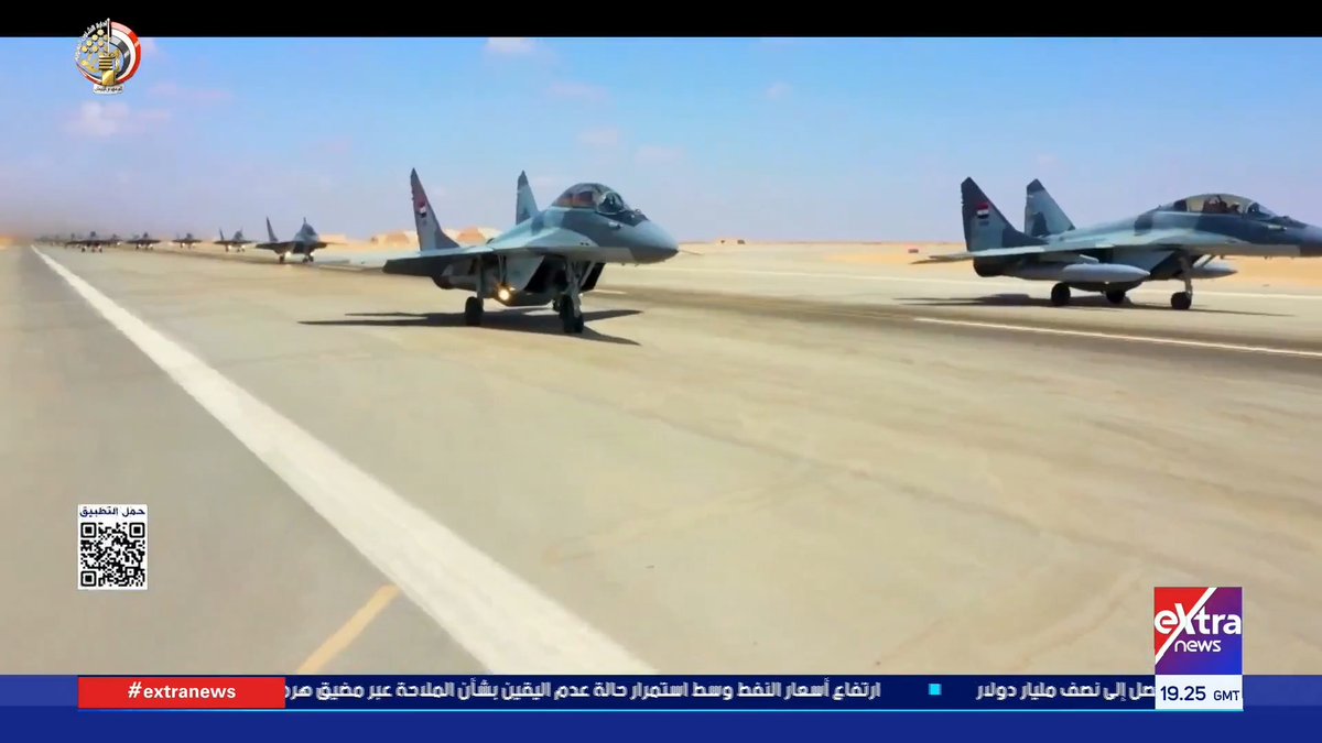 وزير الدفاع يلتقي مقاتلي القوات الجوية #سوزان_شرارة 