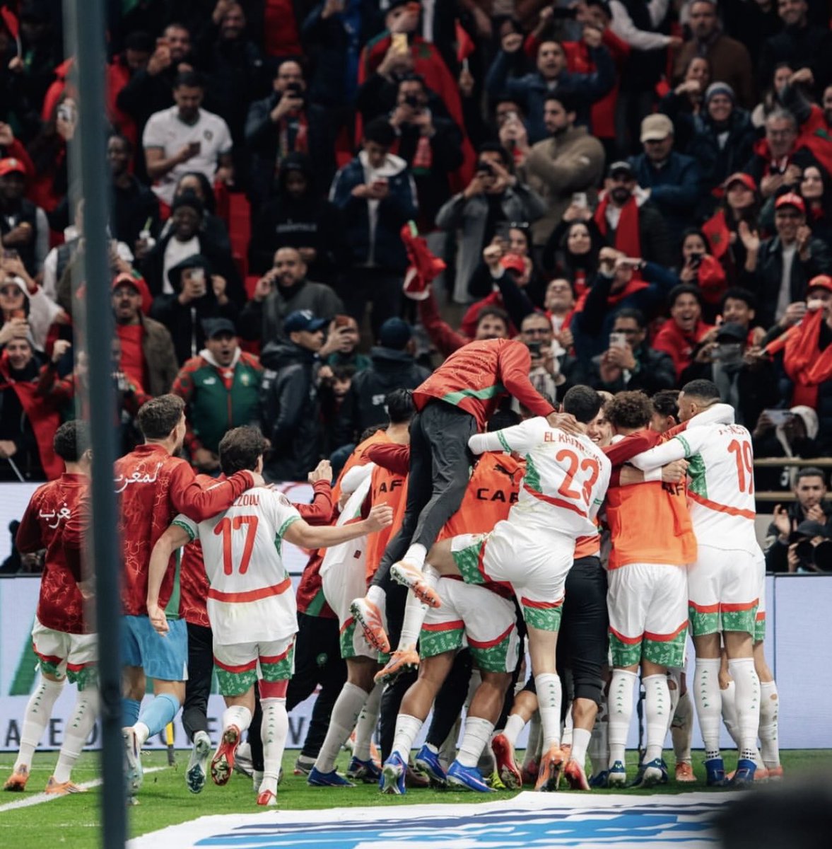 عمرو tweet media