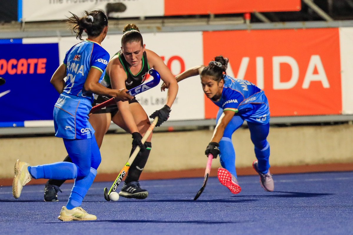 liv_forey tweet media